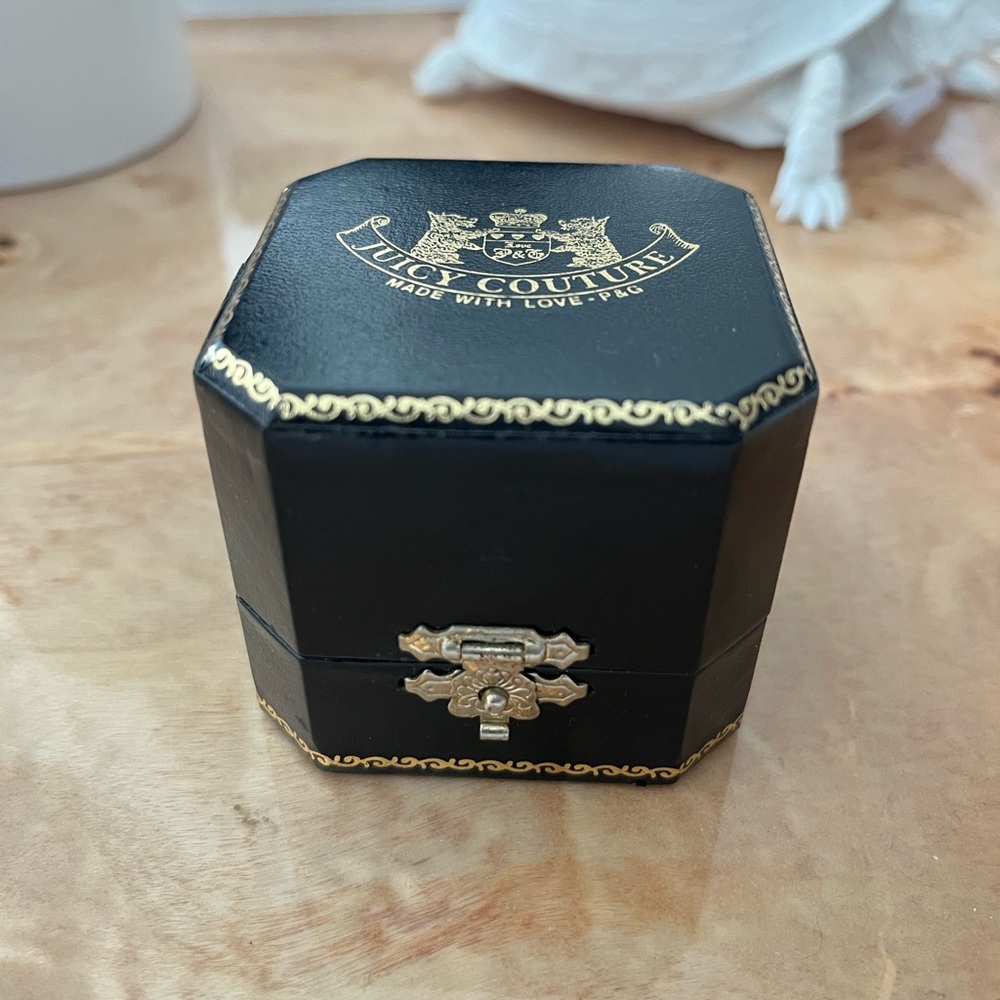 NWT Juicy Couture Look Book Charm - Picture 7 of 13